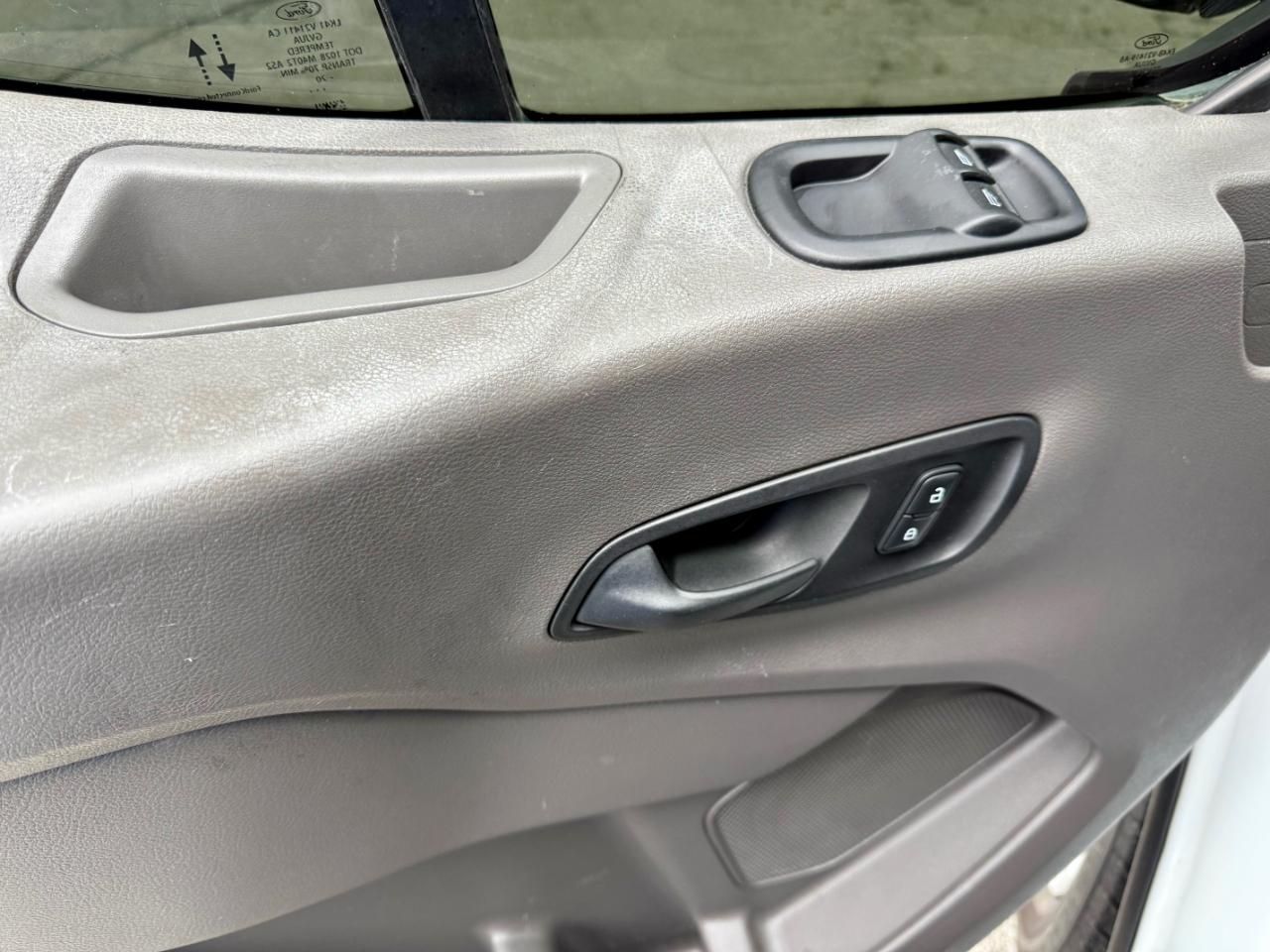 Ford Transit 150 Van Low Roof w/Sliding Pass. 130-in. WB 2020