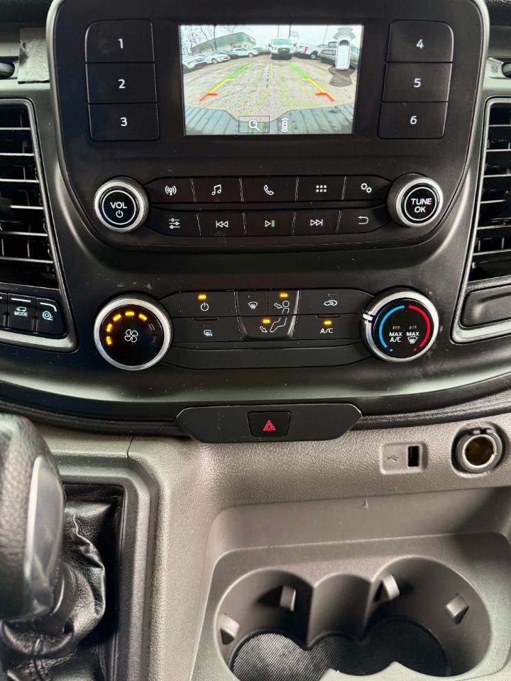 Ford Transit 150 Van Low Roof w/Sliding Pass. 130-in. WB 2020