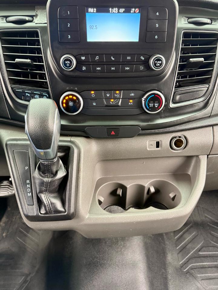 Ford Transit 150 Van Low Roof w/Sliding Pass. 130-in. WB 2020