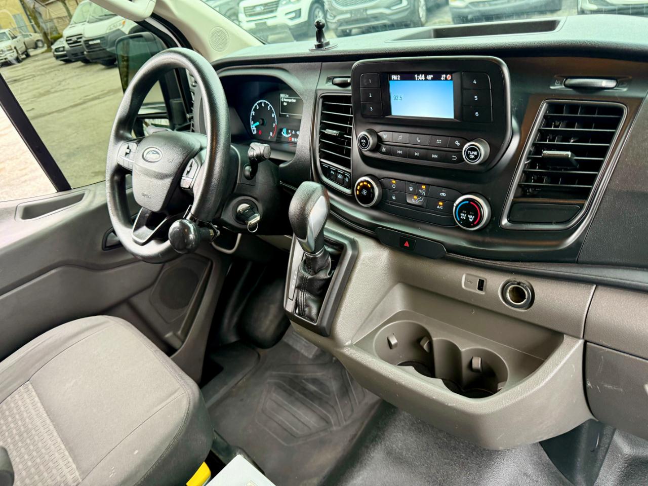 Ford Transit 150 Van Low Roof w/Sliding Pass. 130-in. WB 2020