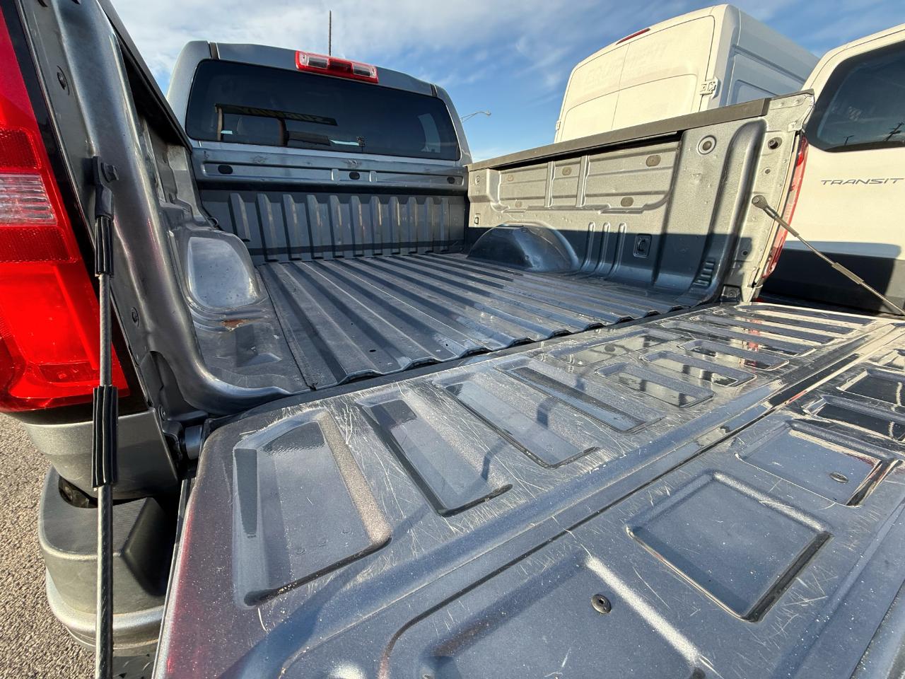 Chevrolet Colorado Work Truck Crew Cab 4WD Short Box 2020