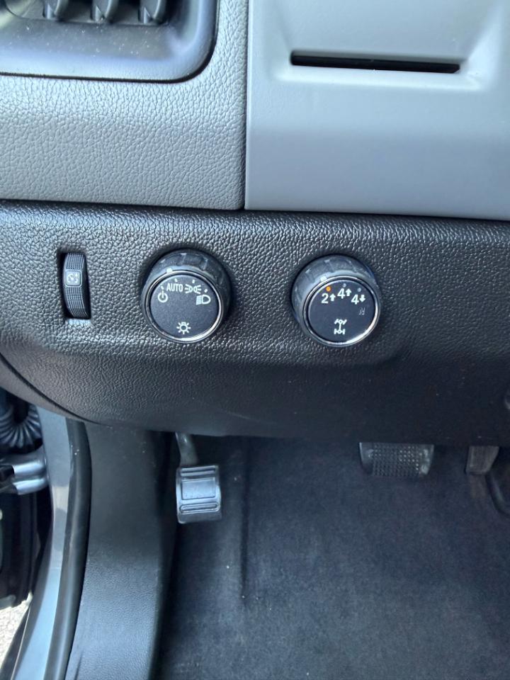 Chevrolet Colorado Work Truck Crew Cab 4WD Short Box 2020