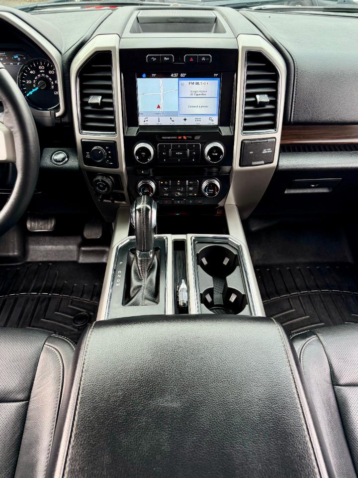 Ford F-150 Lariat SuperCrew 5.5-ft. Bed 4WD 2017