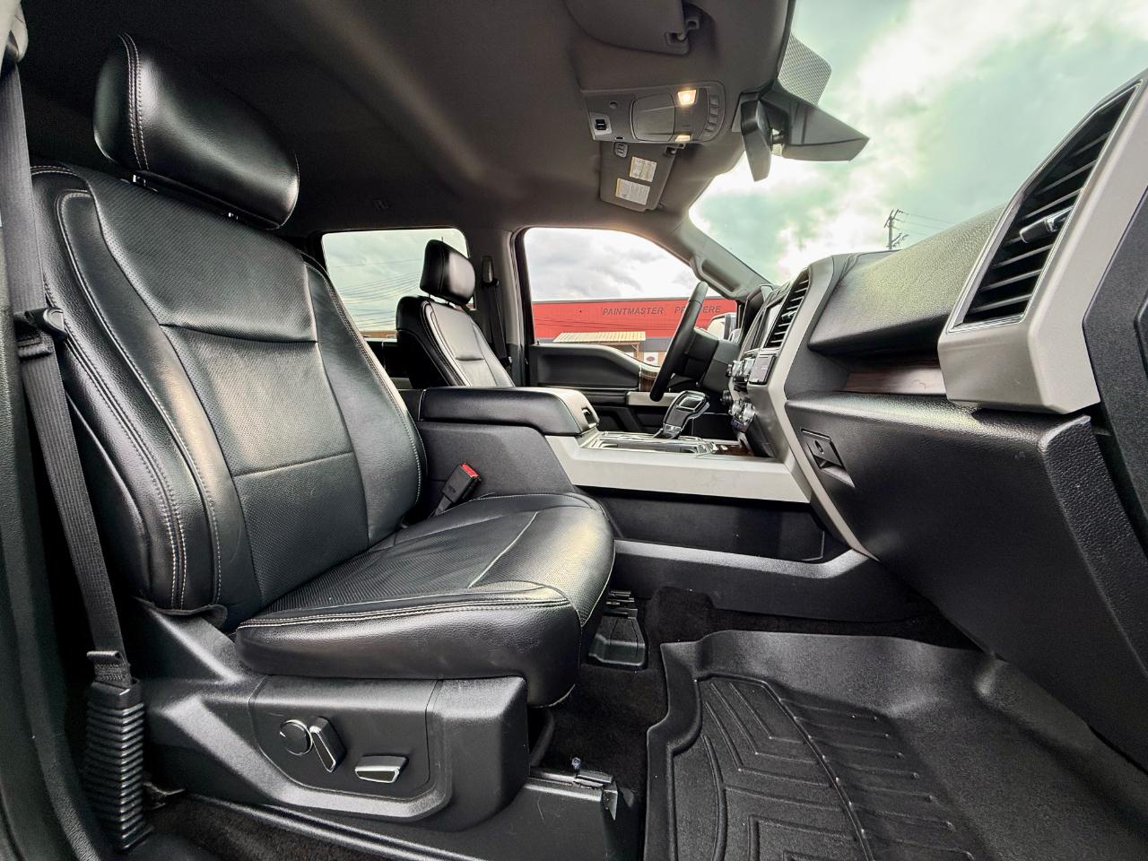 Ford F-150 Lariat SuperCrew 5.5-ft. Bed 4WD 2017