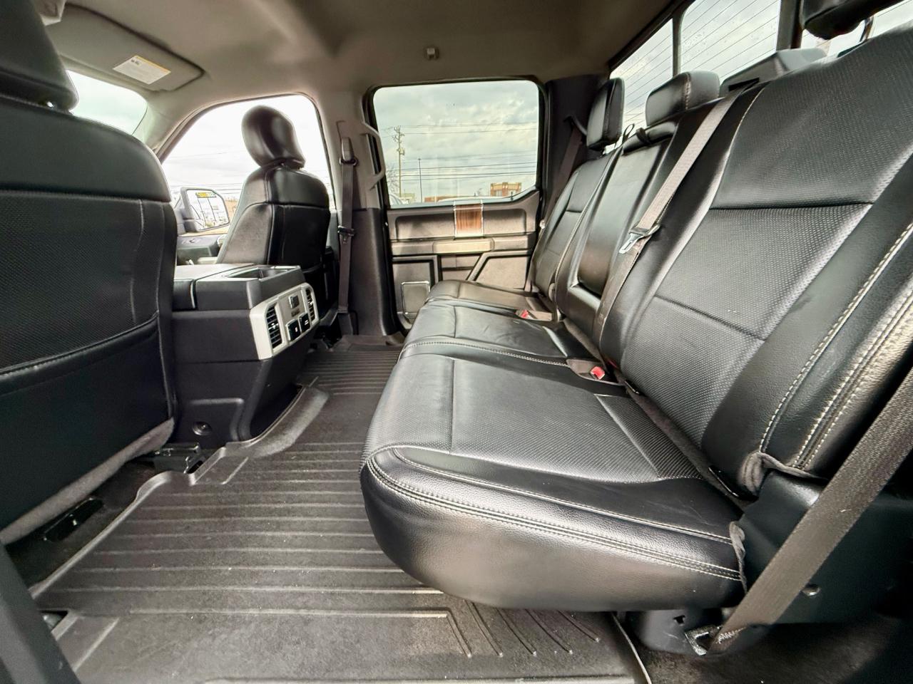 Ford F-150 Lariat SuperCrew 5.5-ft. Bed 4WD 2017