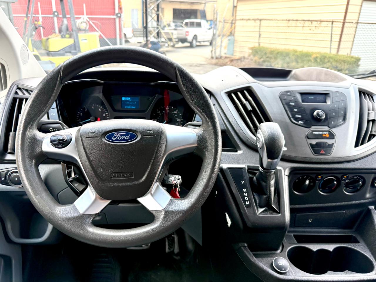 Ford Transit 250 Van Low Roof w/Sliding Pass. 130-in. WB 2019