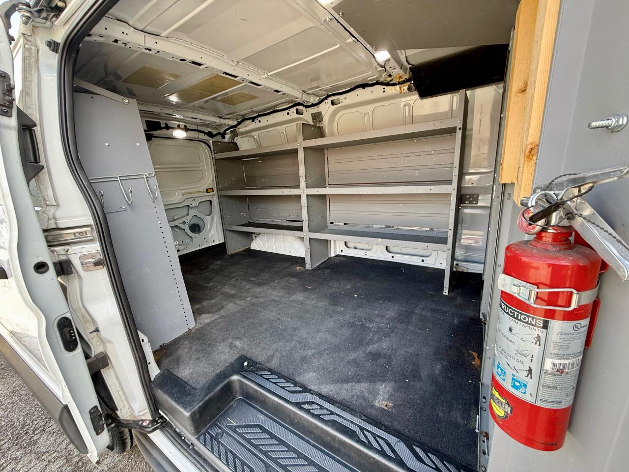 Ford Transit 250 Van Low Roof w/Sliding Pass. 130-in. WB 2019