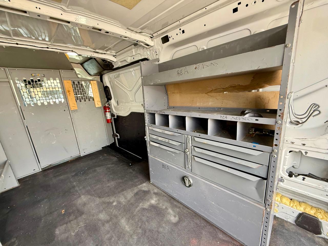 Ford Transit 250 Van Low Roof w/Sliding Pass. 130-in. WB 2019