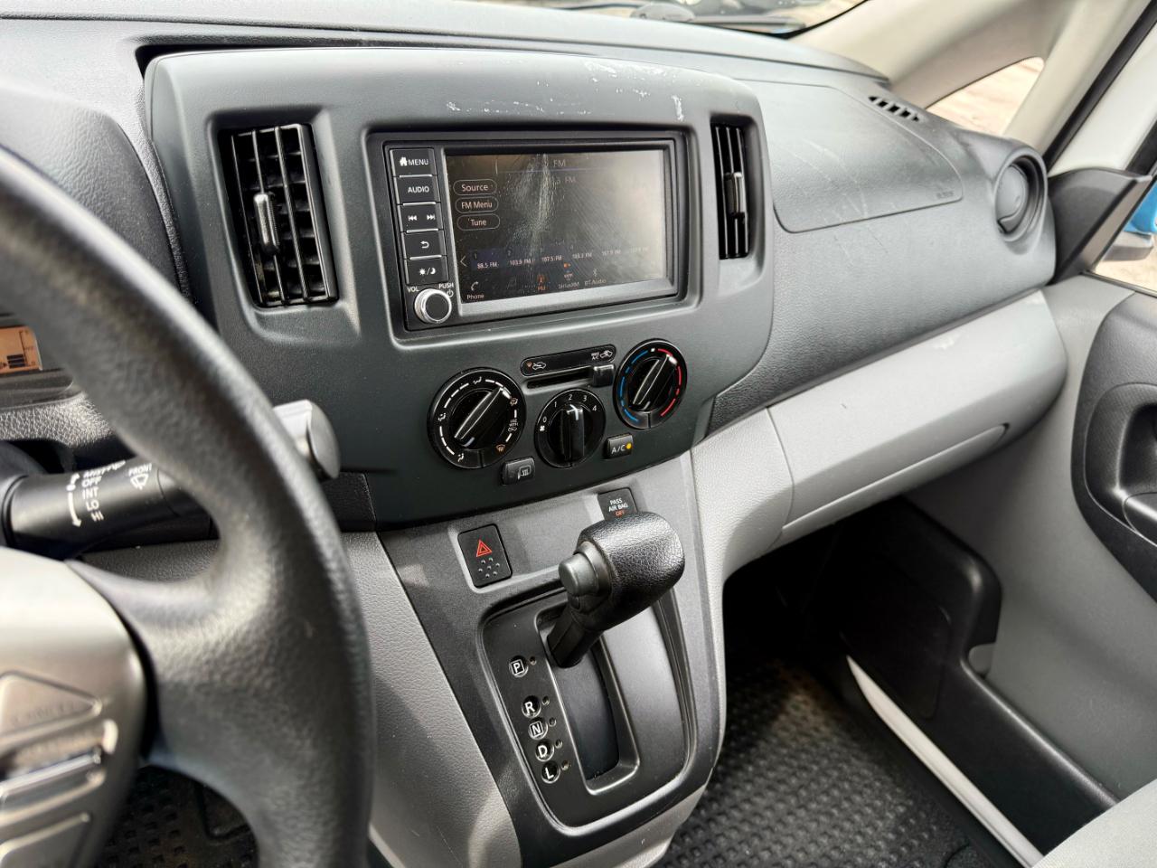 Nissan NV200 SV 2021