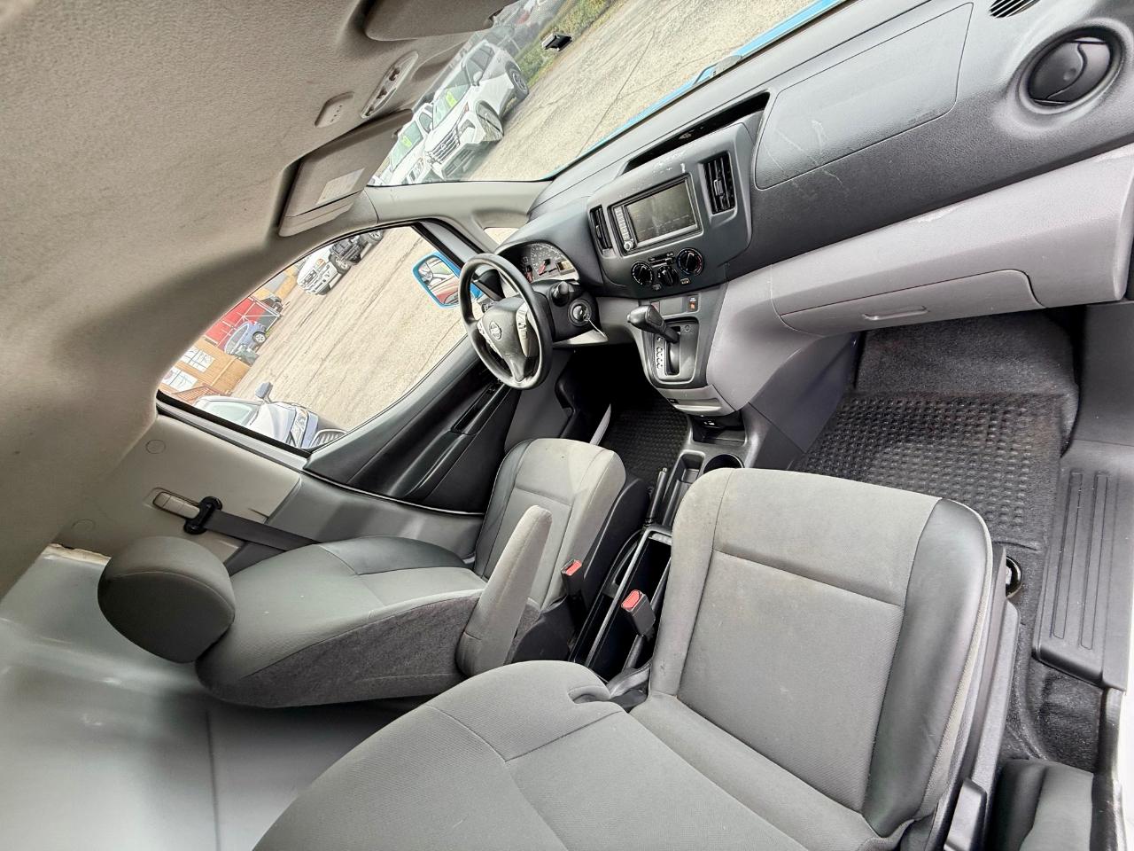 Nissan NV200 SV 2021