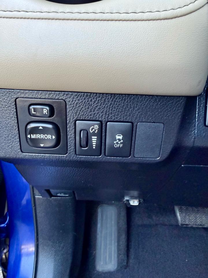 Toyota RAV4 XLE AWD 2014