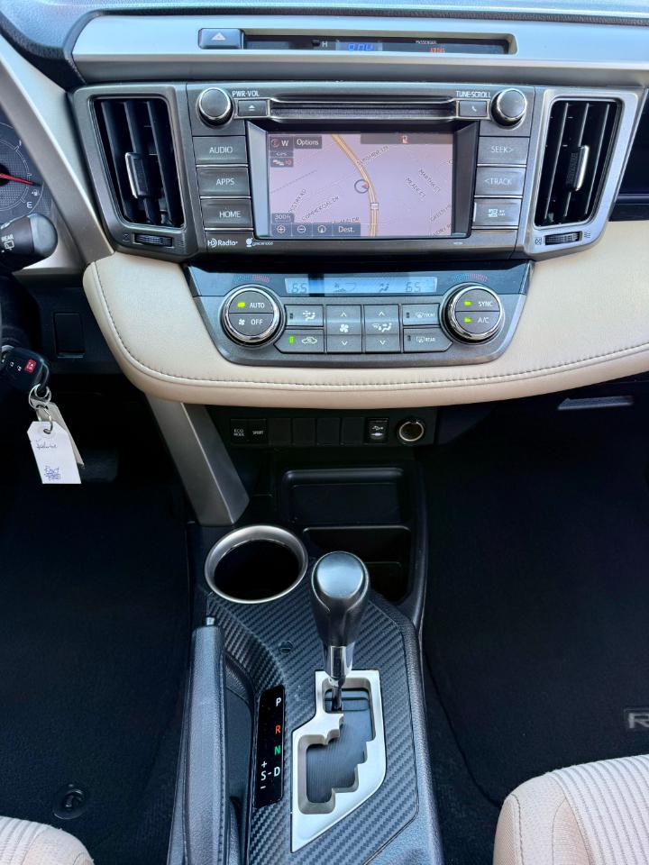 Toyota RAV4 XLE AWD 2014