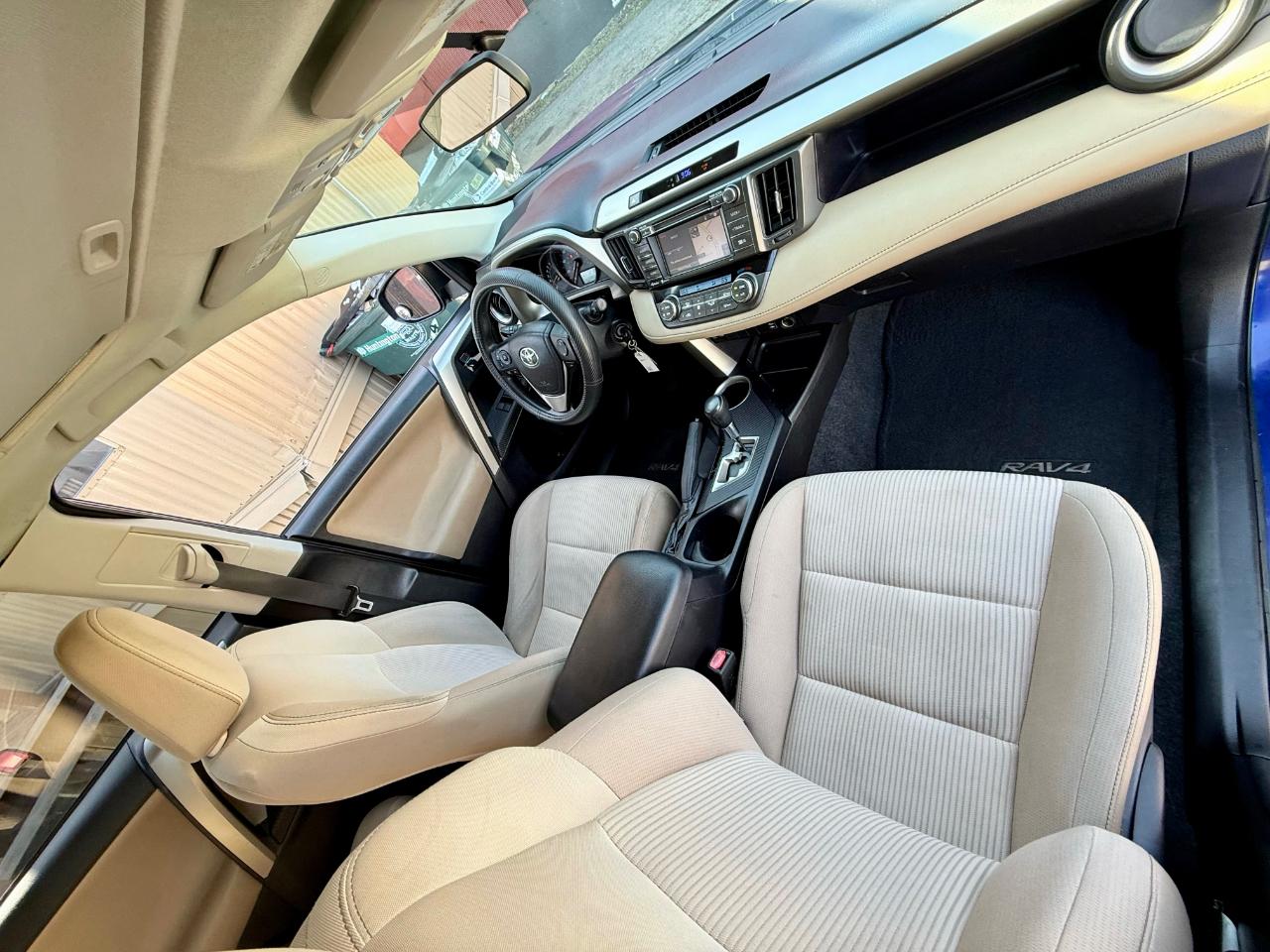 Toyota RAV4 XLE AWD 2014