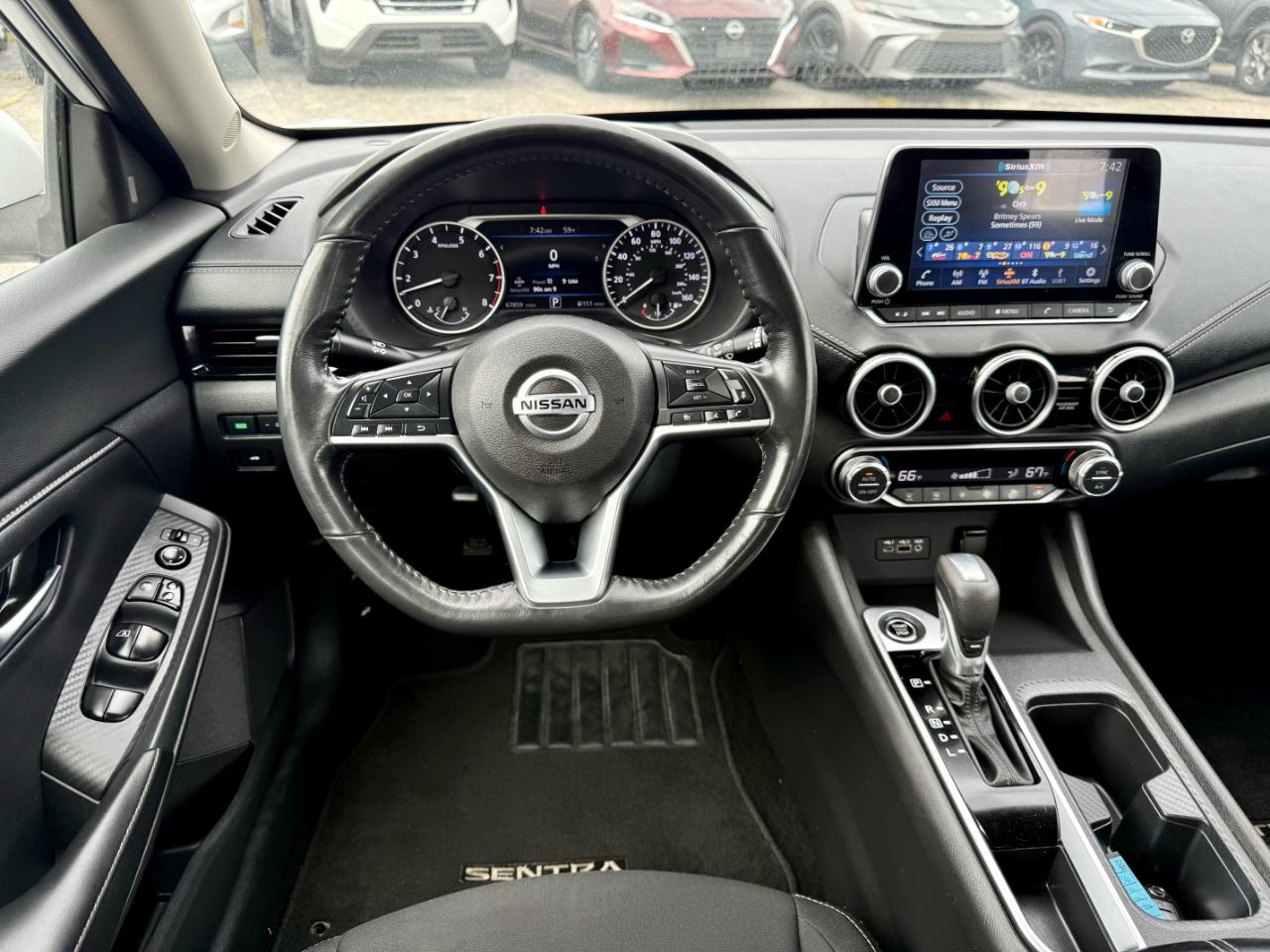 Nissan Sentra SV 2021