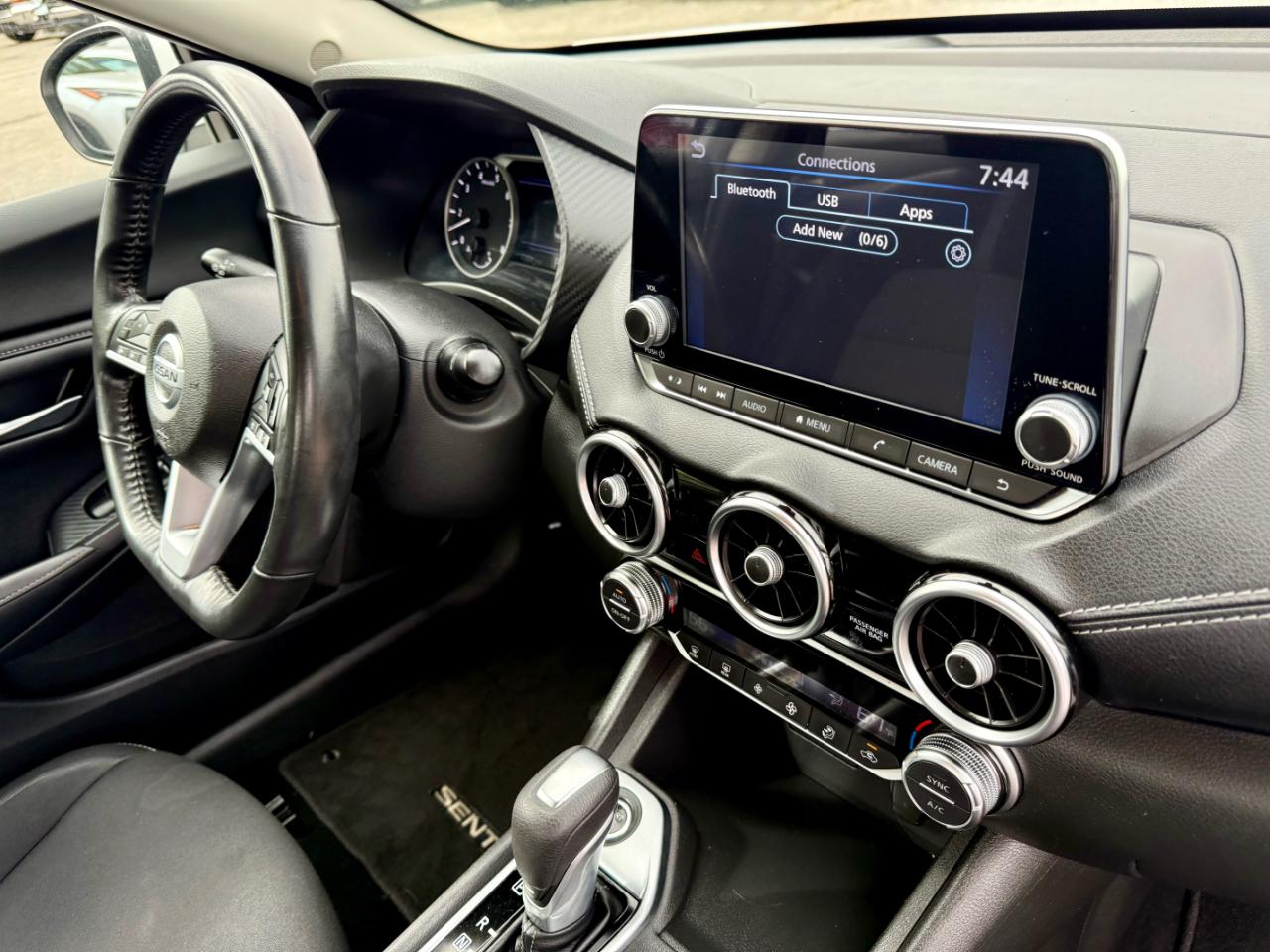 Nissan Sentra SV 2021