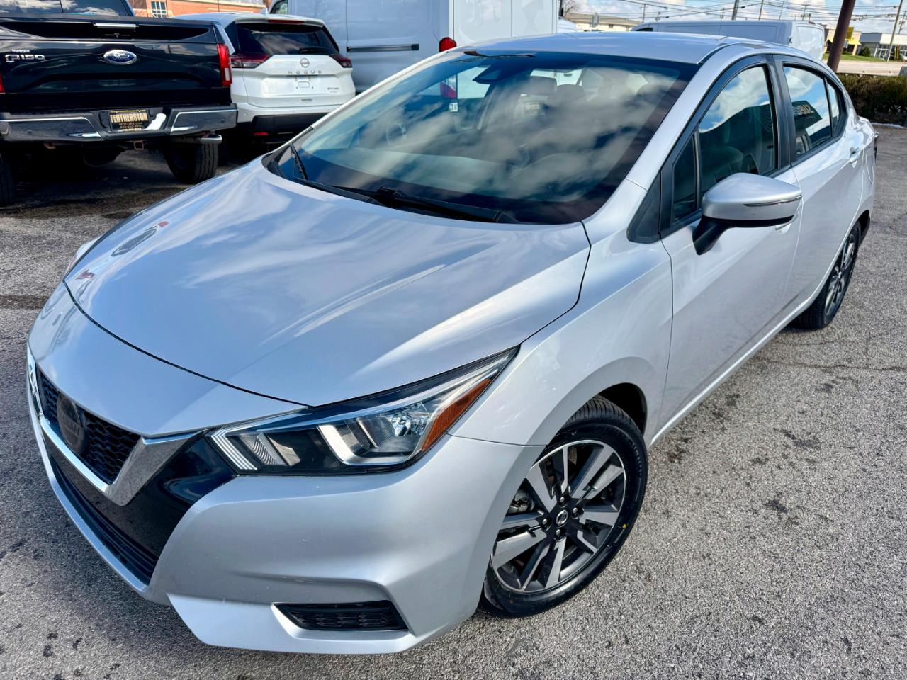 Nissan Versa SV 2020