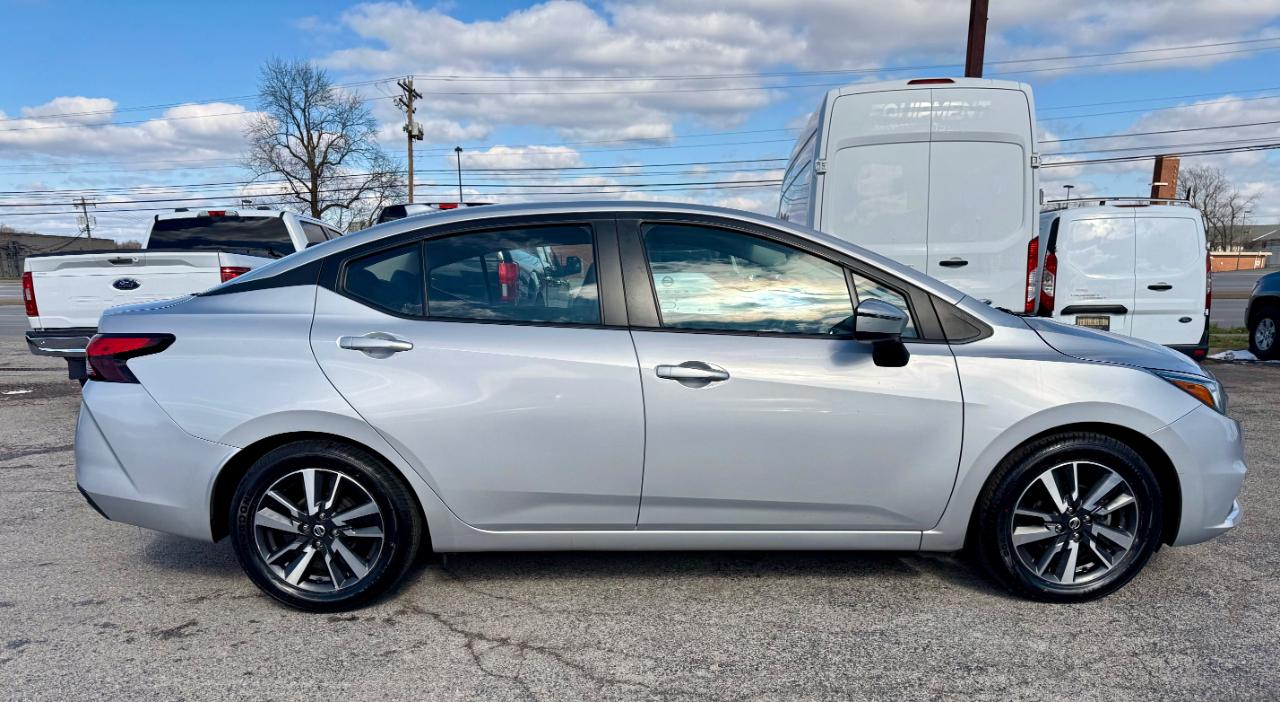 Nissan Versa SV 2020