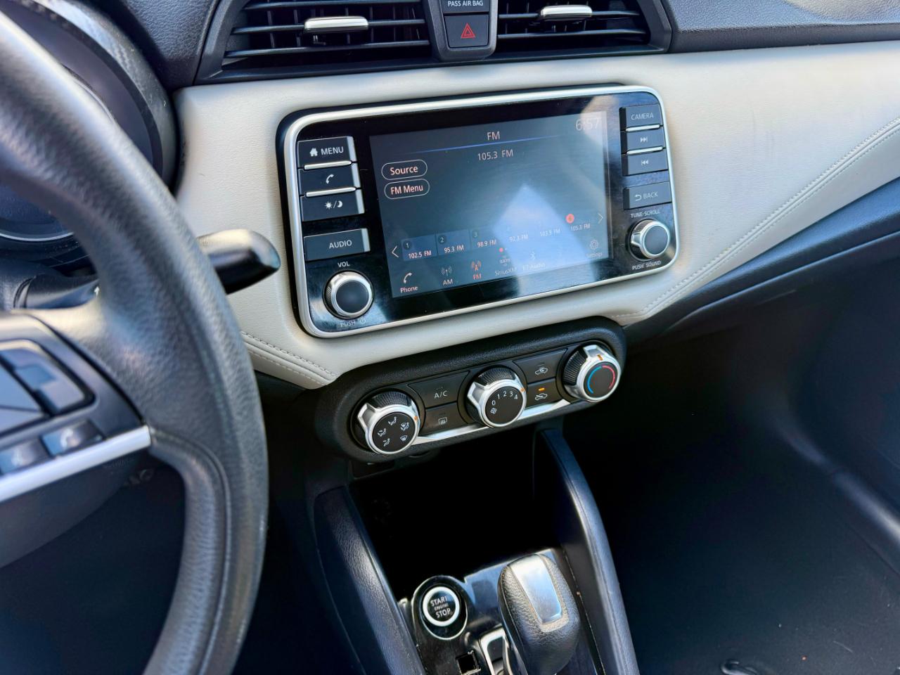 Nissan Versa SV 2020