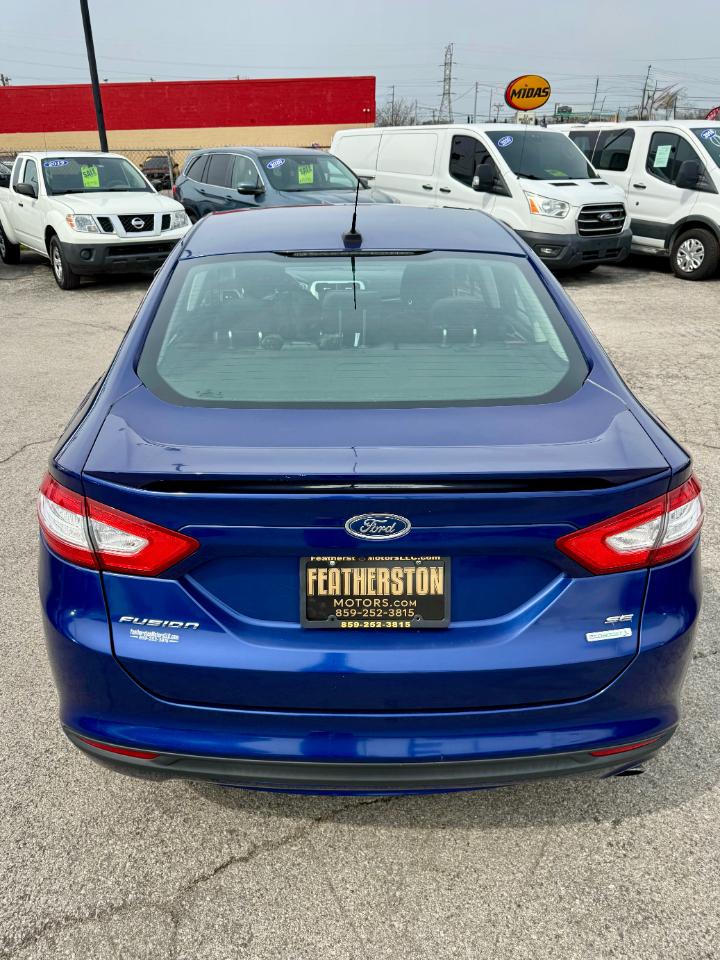 Ford Fusion SE 2013