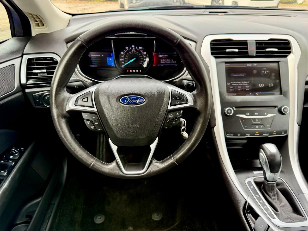Ford Fusion SE 2013