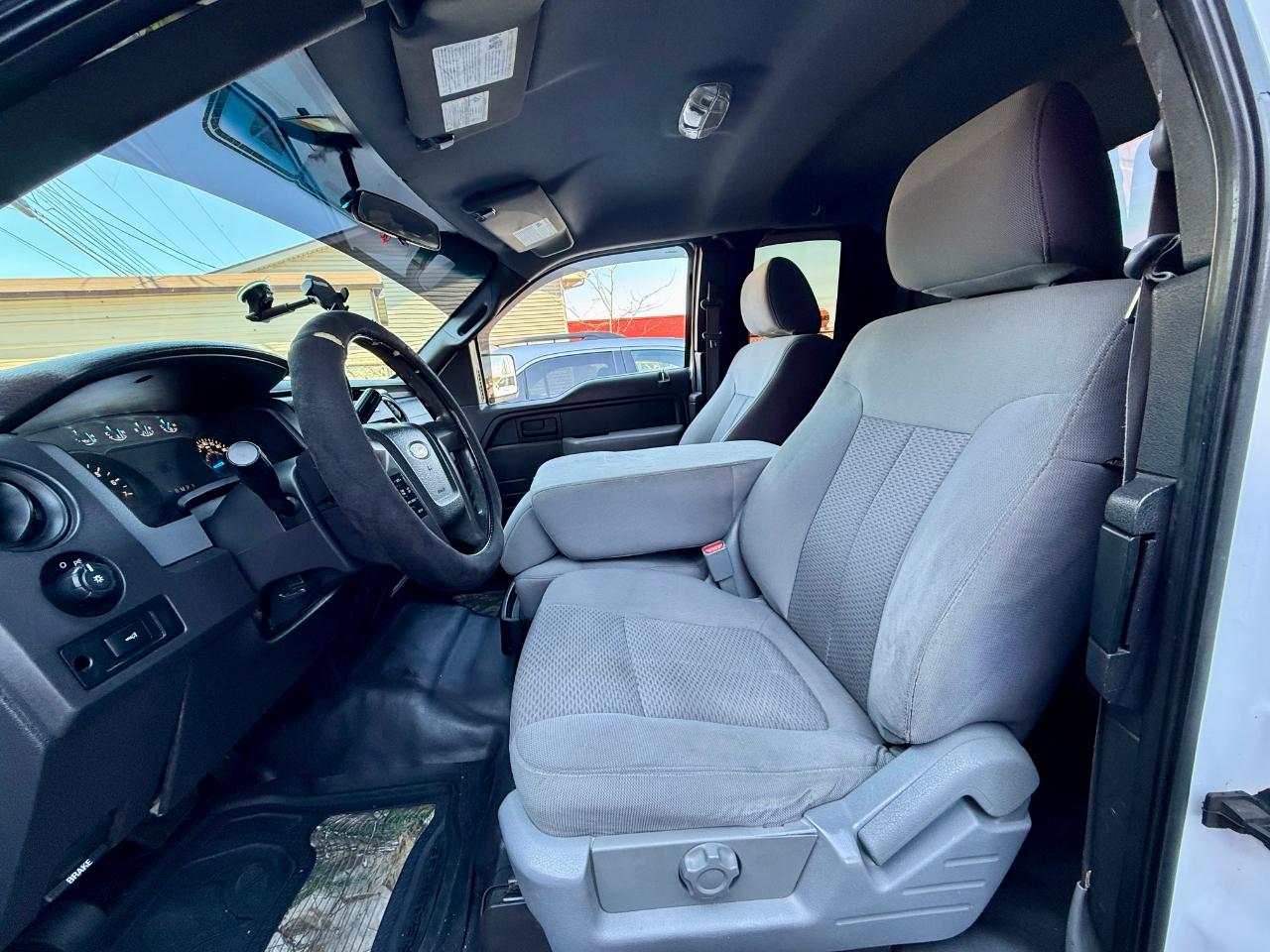 Ford F-150 XL SuperCab 8-ft. Bed 4WD 2013