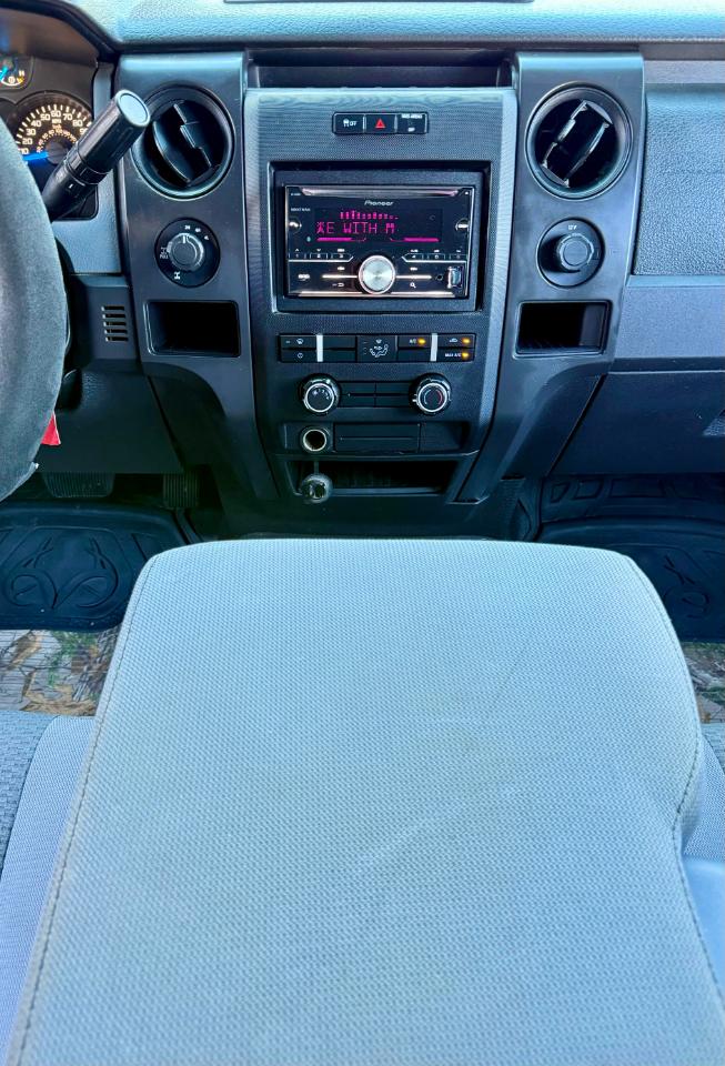 Ford F-150 XL SuperCab 8-ft. Bed 4WD 2013