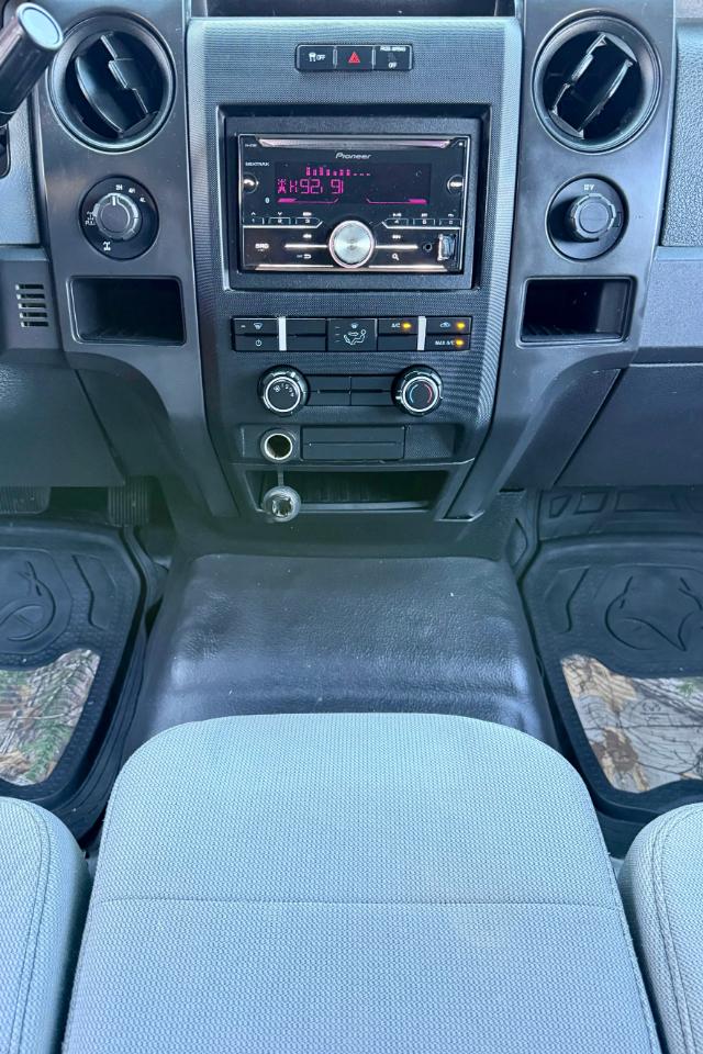 Ford F-150 XL SuperCab 8-ft. Bed 4WD 2013