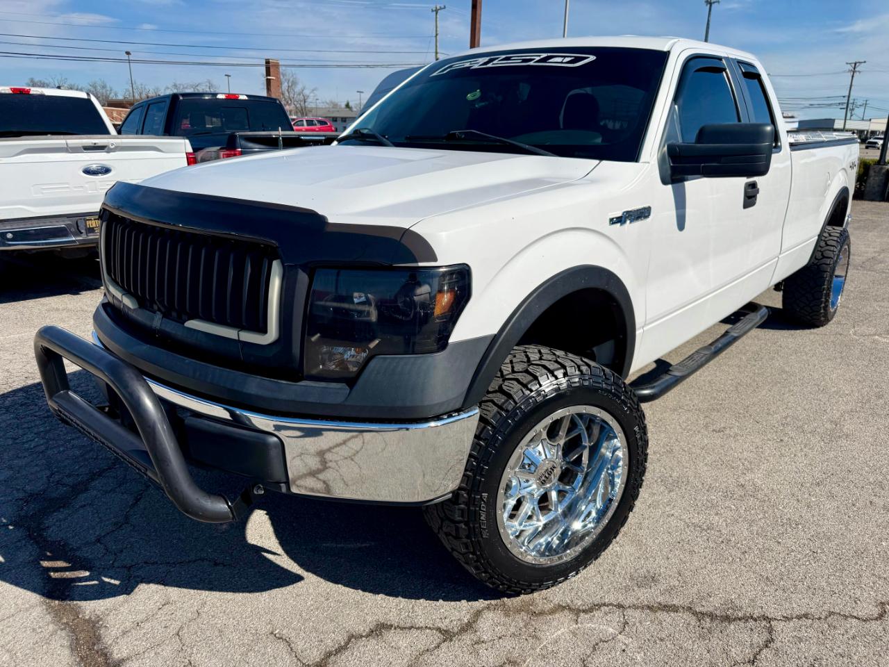 Ford F-150 XL SuperCab 8-ft. Bed 4WD 2013