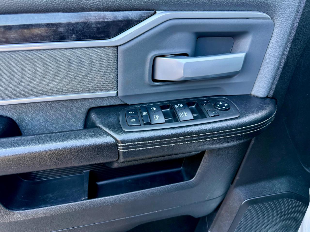 RAM 3500 Big Horn Crew Cab LWB 4WD 2022