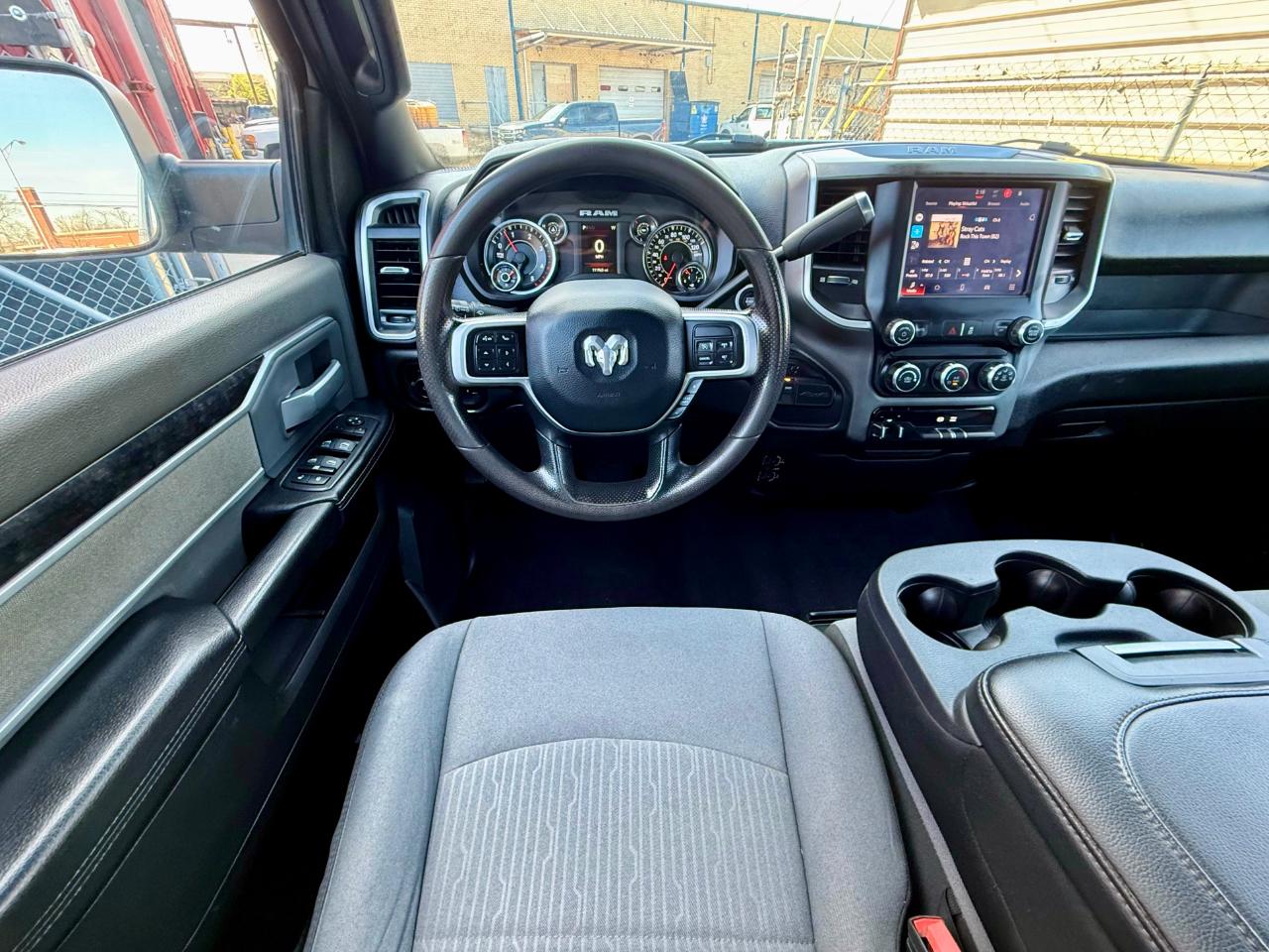 RAM 3500 Big Horn Crew Cab LWB 4WD 2022