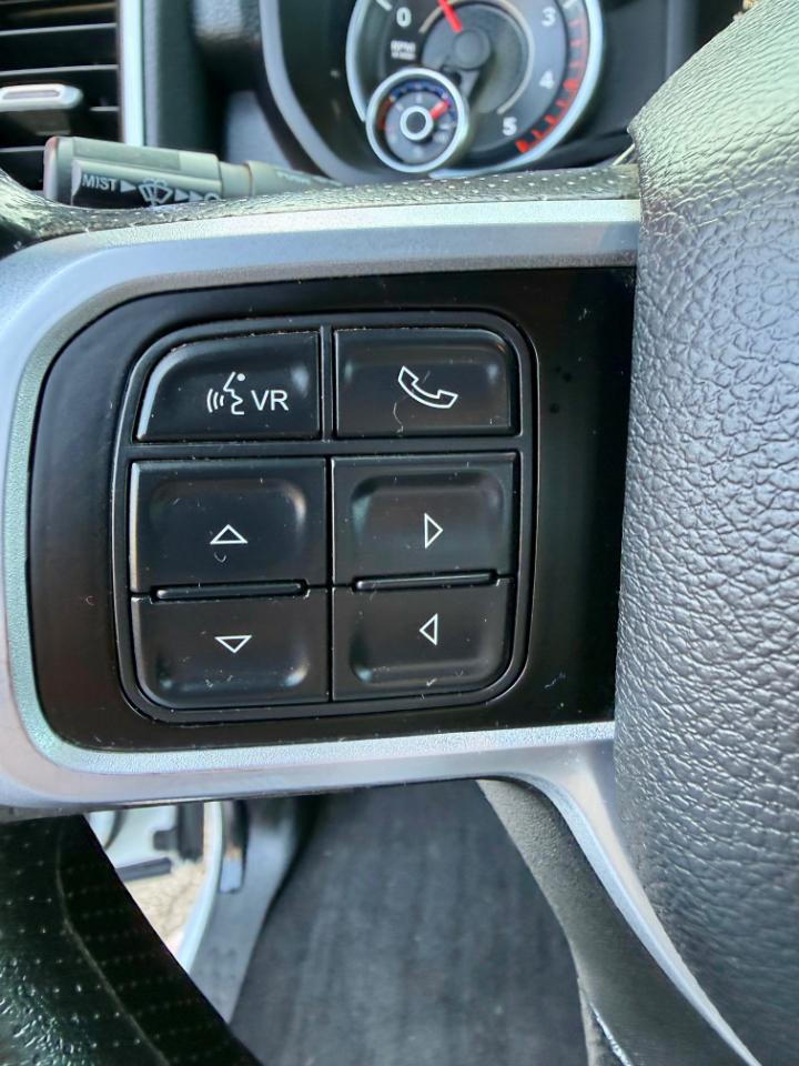 RAM 3500 Big Horn Crew Cab LWB 4WD 2022