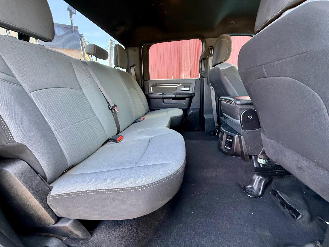 RAM 3500 Big Horn Crew Cab LWB 4WD 2022