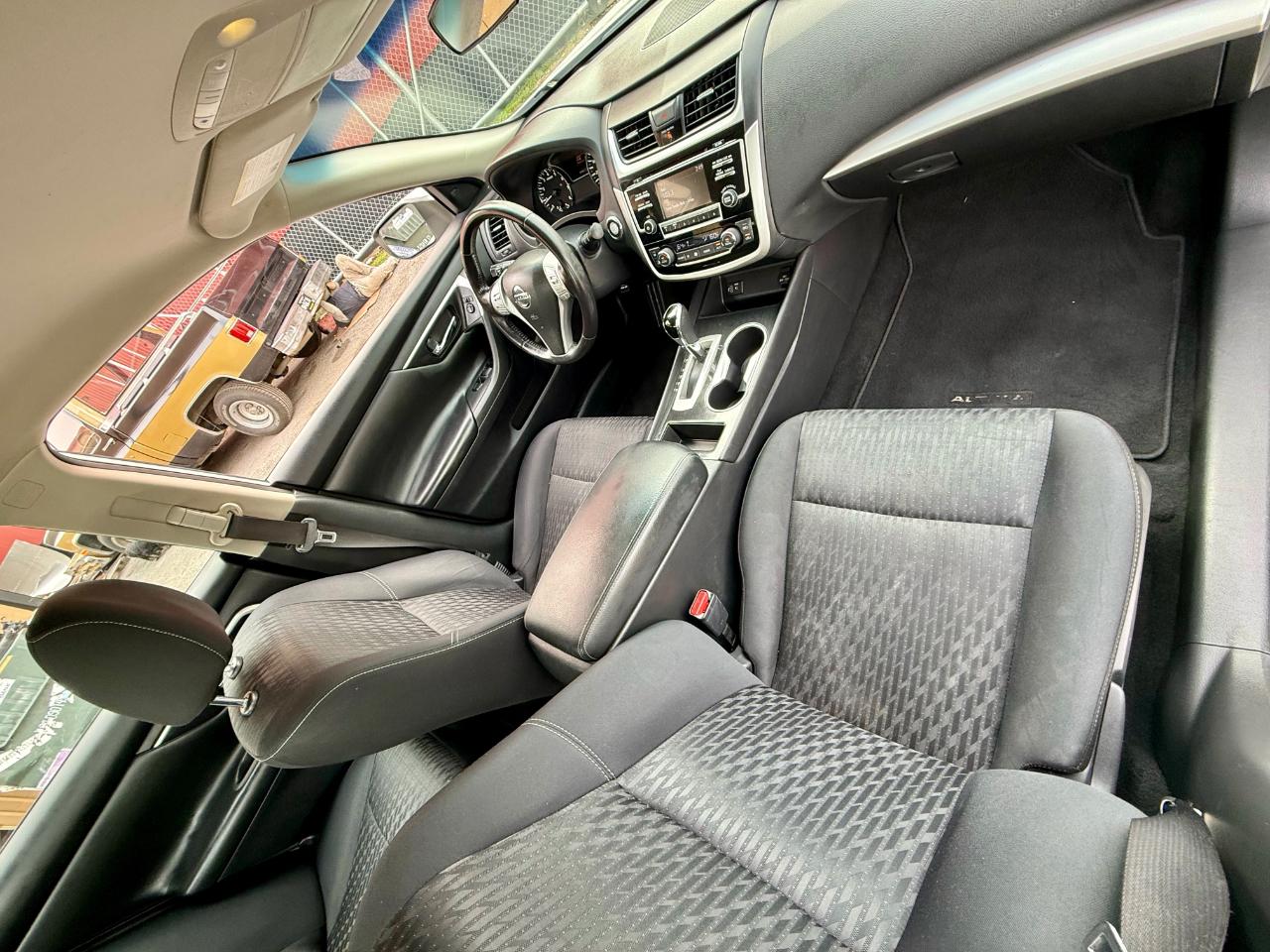 Nissan Altima 2.5 SV 2018