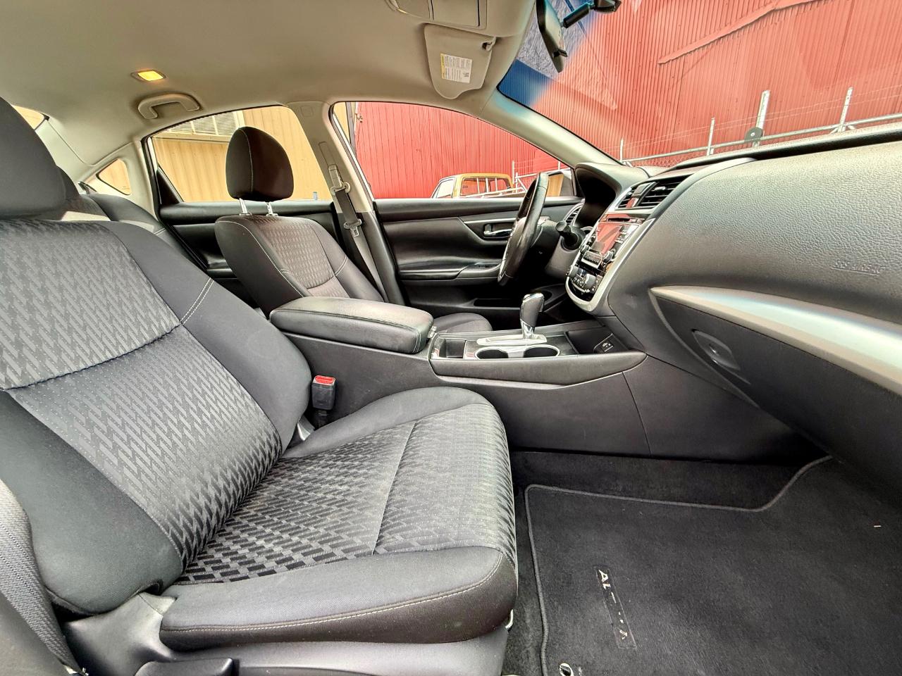 Nissan Altima 2.5 SV 2018