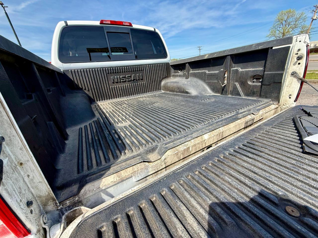 Nissan Frontier SV Crew Cab 4WD 2017