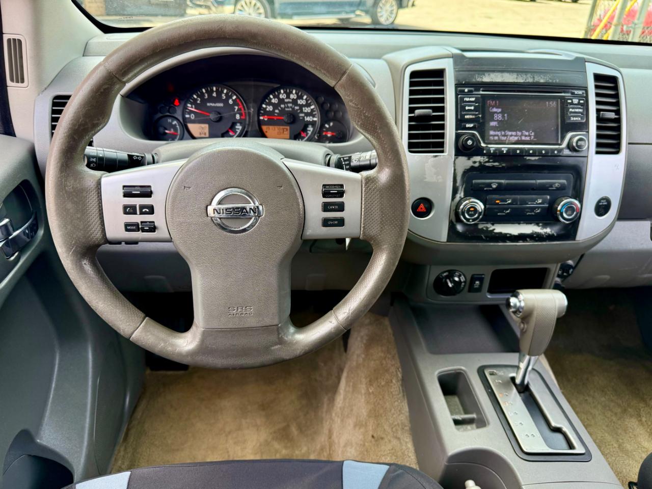 Nissan Frontier SV Crew Cab 4WD 2017