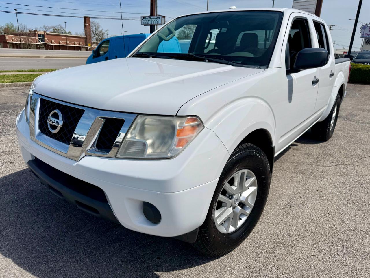 2017 Nissan Frontier SV Crew Cab 4WD