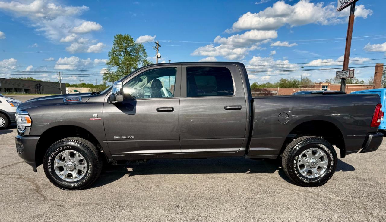 RAM 2500 Laramie Crew Cab SWB 4WD 2024