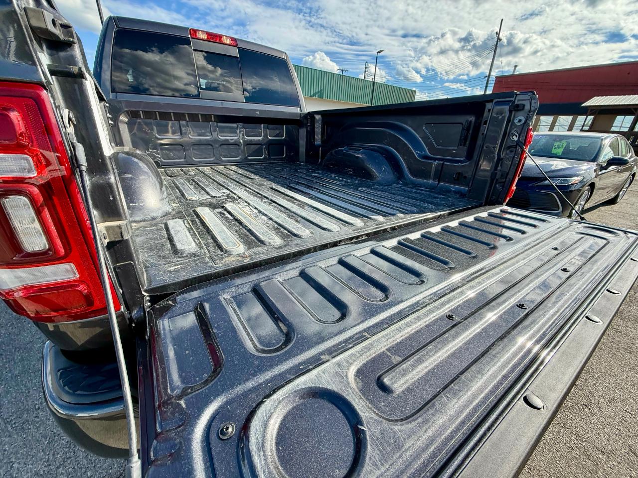 RAM 2500 Laramie Crew Cab SWB 4WD 2024