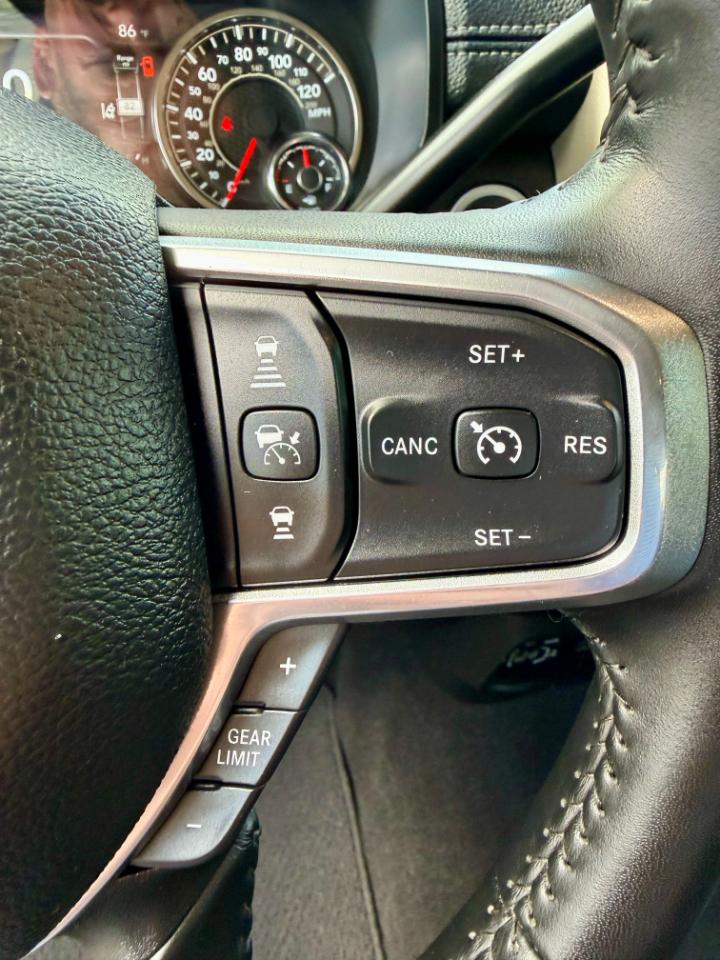 RAM 2500 Laramie Crew Cab SWB 4WD 2024