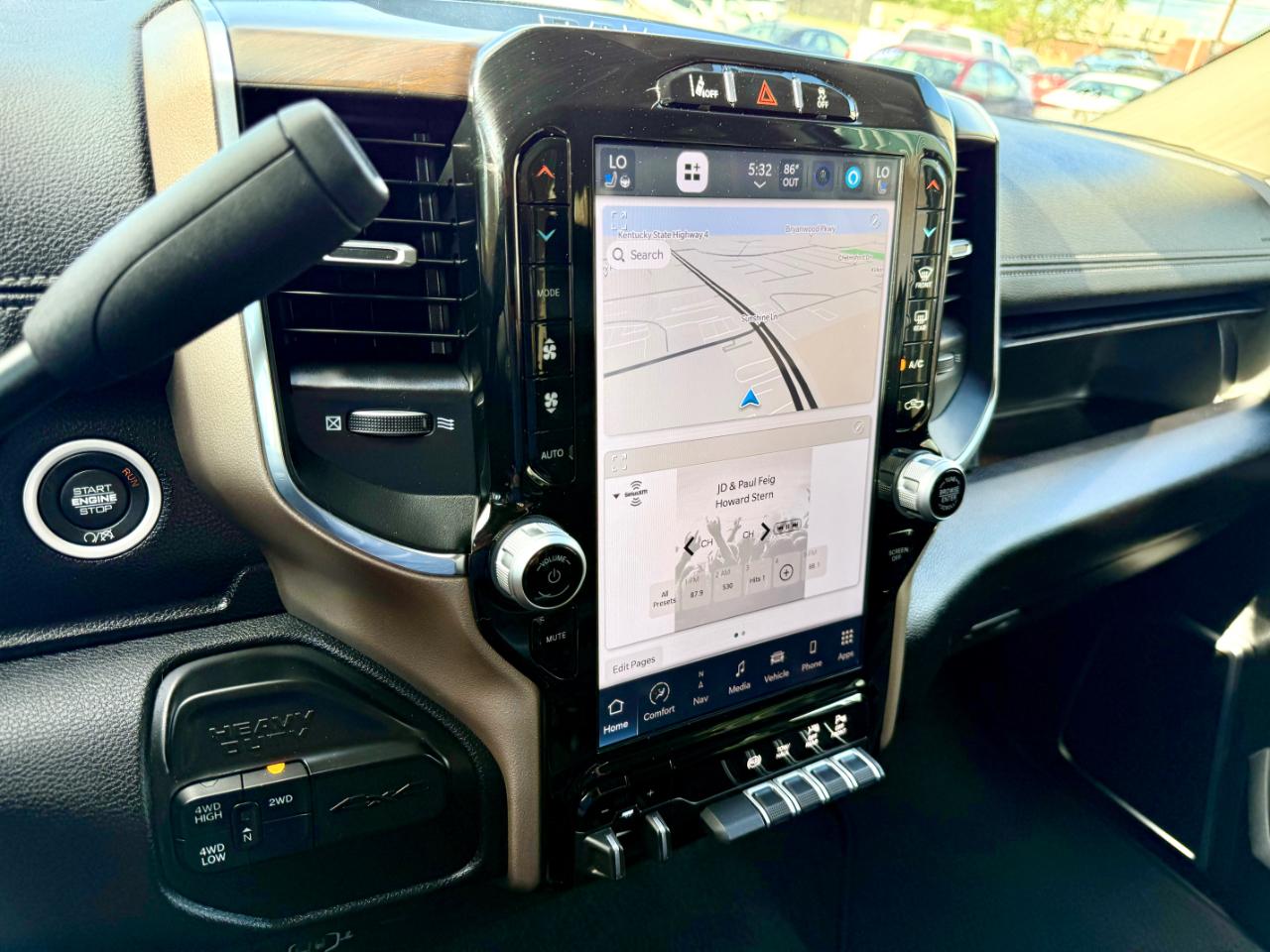 RAM 2500 Laramie Crew Cab SWB 4WD 2024