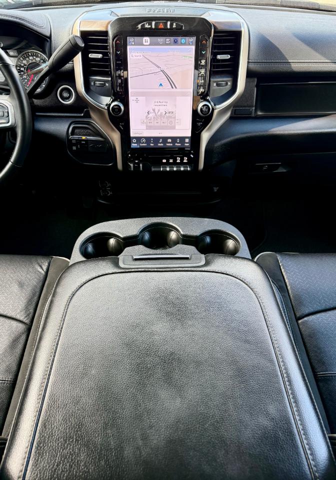 RAM 2500 Laramie Crew Cab SWB 4WD 2024