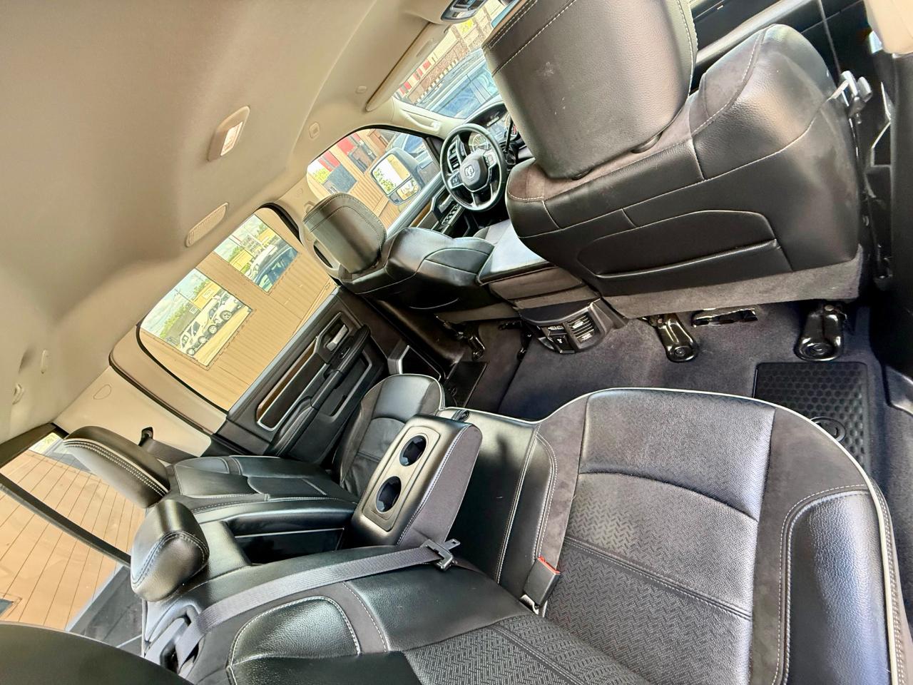 RAM 2500 Laramie Crew Cab SWB 4WD 2024