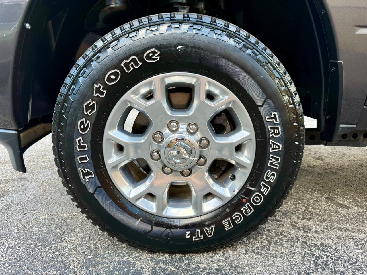 RAM 2500 Laramie Crew Cab SWB 4WD 2024