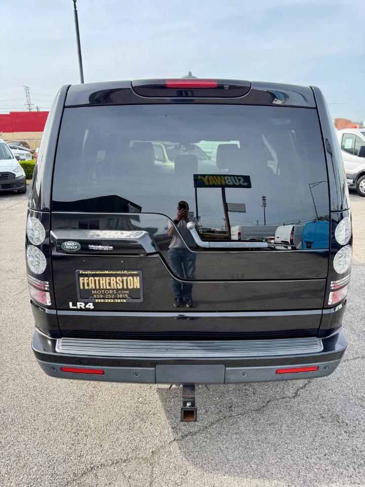 Land Rover LR4 4WD 4dr HSE LUX Landmark Edition 2016