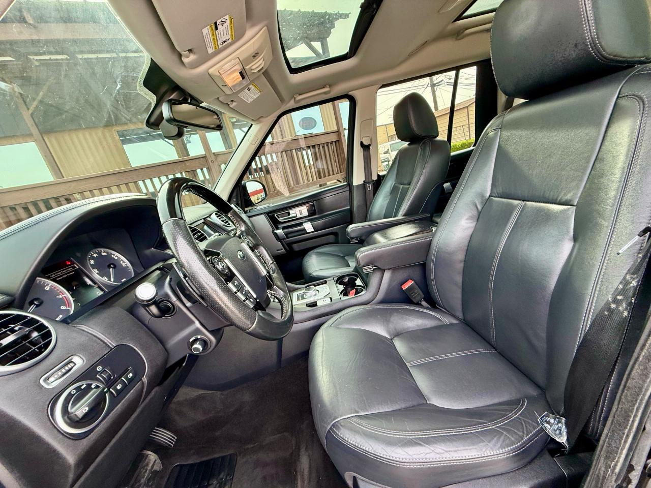 Land Rover LR4 4WD 4dr HSE LUX Landmark Edition 2016