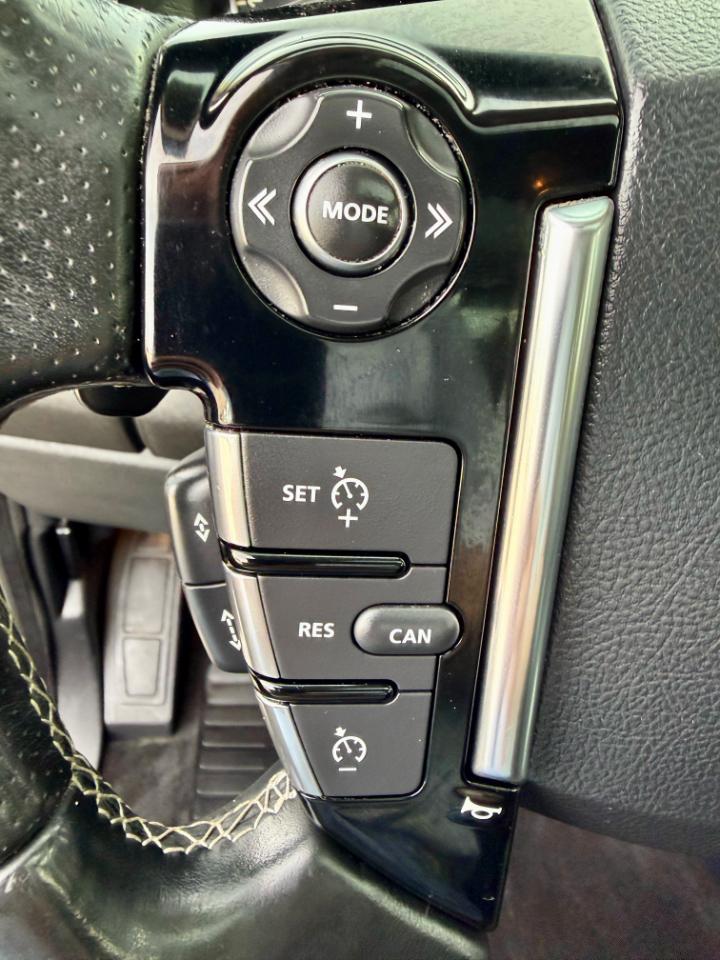 Land Rover LR4 4WD 4dr HSE LUX Landmark Edition 2016