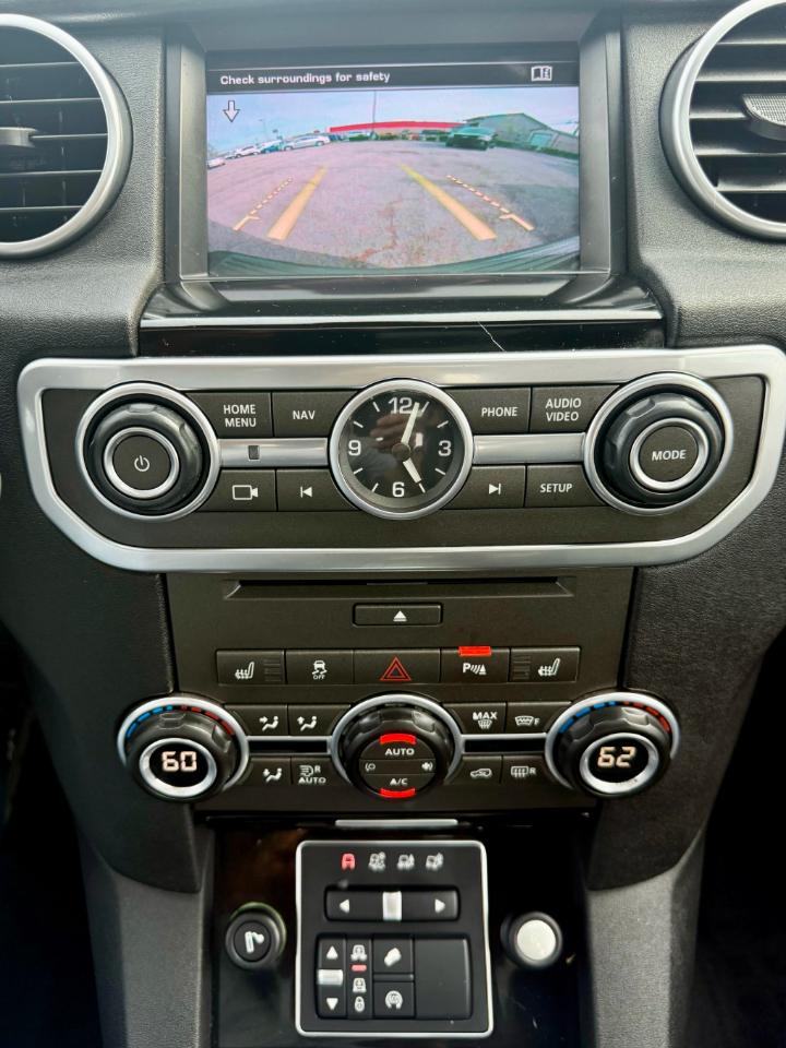 Land Rover LR4 4WD 4dr HSE LUX Landmark Edition 2016