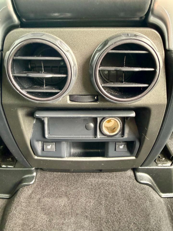 Land Rover LR4 4WD 4dr HSE LUX Landmark Edition 2016