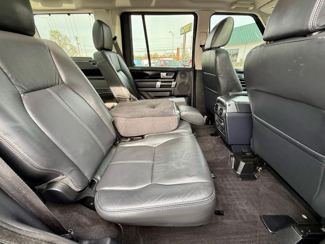 Land Rover LR4 4WD 4dr HSE LUX Landmark Edition 2016